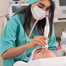 مرکز خدمات پوستی جانا