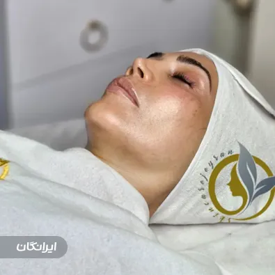 مرکز خدمات پوستی احدی