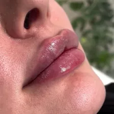 کلینیک زیبایی دکتر فائزه دوانلو