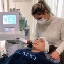 مرکز خدمات پوستی سلیمی