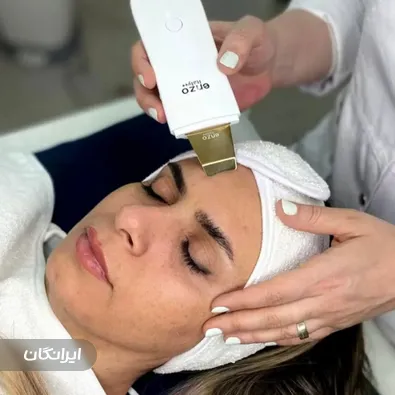 سالن مراقبت پوستی روشنا