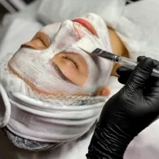 سالن مراقبت پوستی یاک