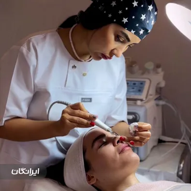 سالن مراقبت پوستی نورانی