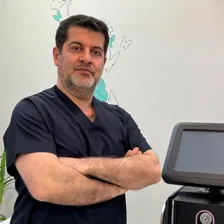 کلینیک زیبایی دکتر محمدرضا رابط
