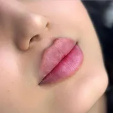 کلینیک زیبایی و لاغری باران