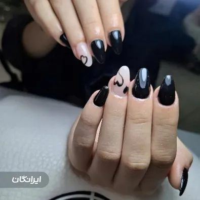 سالن کاشت ناخن آتنا مددکار