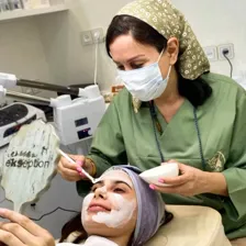 دکتر مریم اسحاقی