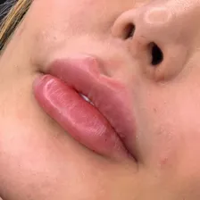 کلینیک زیبایی بهار