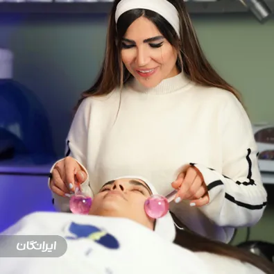 فیشیالیست آیسونا قرنجیک