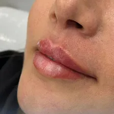 کلینیک زیبایی دکتر محمد ایلخانی