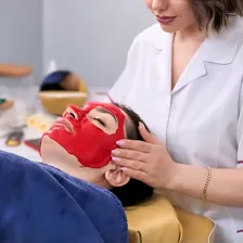 سالن مراقبت پوستی نیلو