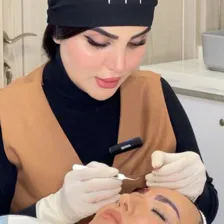 کارشناس کاشت مو فائزه نظامیوند