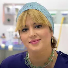 دکتر نفیسه صادق زاده