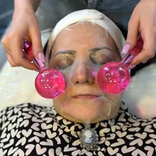 سالن مراقبت پوستی مهتاب