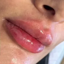 کلینیک زیبایی دکتر مهشید رستگاری