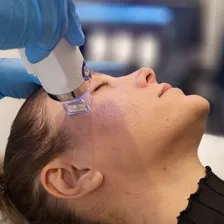 سالن مراقبت پوستی بهاری