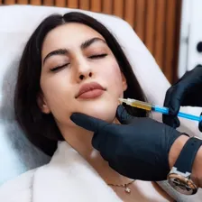 کلینیک پوست و مو و لیزر افرا