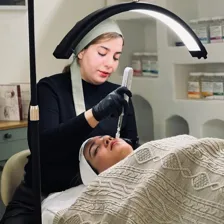 فیشیالست هانیا جهادی