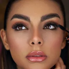 آکادمی و سالن زیبایی ملینا رحمانی