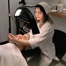 سالن مراقبت پوستی فاطیما