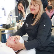 فیشیالیست مسیح اسدی