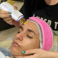 فیشیالیست مبینا نویدی