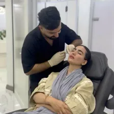 کلینیک زیبایی دکتر هومن