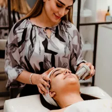 فیشیالیست بهناز حسینی