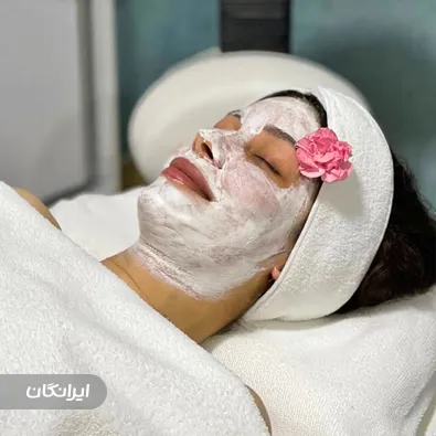 سالن مراقبت پوستی الماس‌