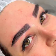 کارشناس کاشت مو مینا قاسمی