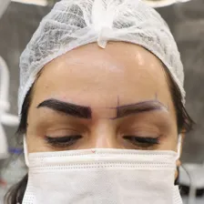 کلینیک زیبایی نیولایف