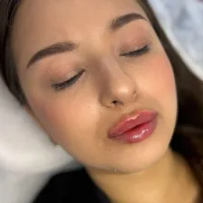 کلینیک زیبایی نکوئین