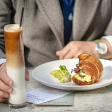 کافه 73 سنتر