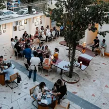 کافه درخت اِلوا