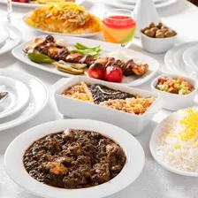 رستوران و سالن پذیرایی تالار یزد