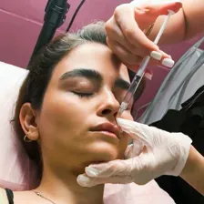 کلینیک زیبایی مبینا الحانی