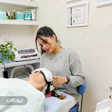 سالن فیشیال و پاکسازی پوست مینا