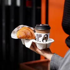 کافه آوانگارد