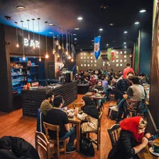 کافه سکوی نه و سه چهارم