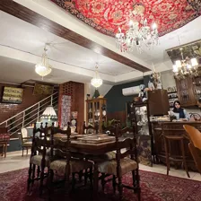 کافه رستوران شهناز