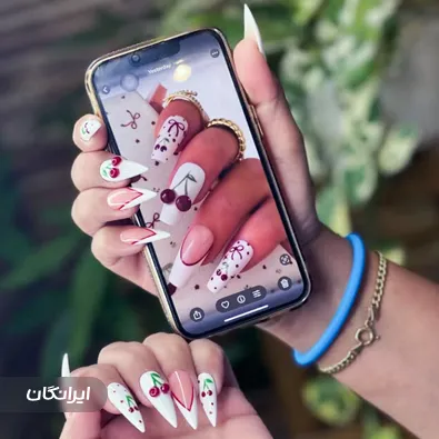 سالن کاشت ناخن مهناز