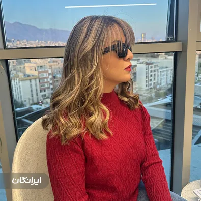 سالن رنگ‌ ولایت زهرا پروین